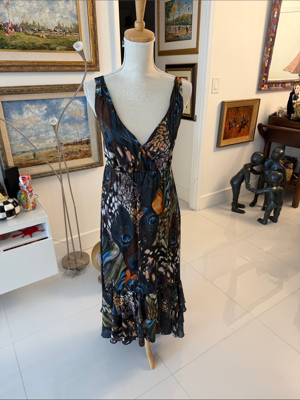 Romeo & Juliet Couture Sleeveless V-Neck Hi lo Multicolor Peacock Print Dress